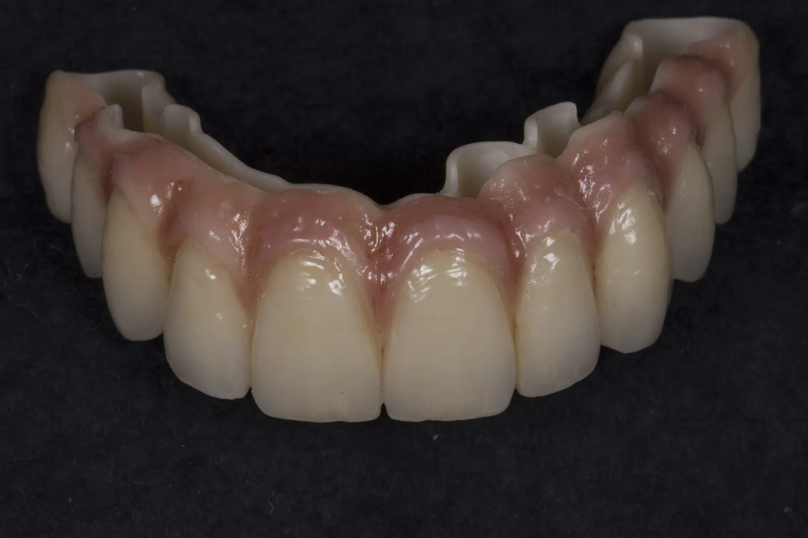 People like anterior restoration zirconia blocks for several reasons:(图1)